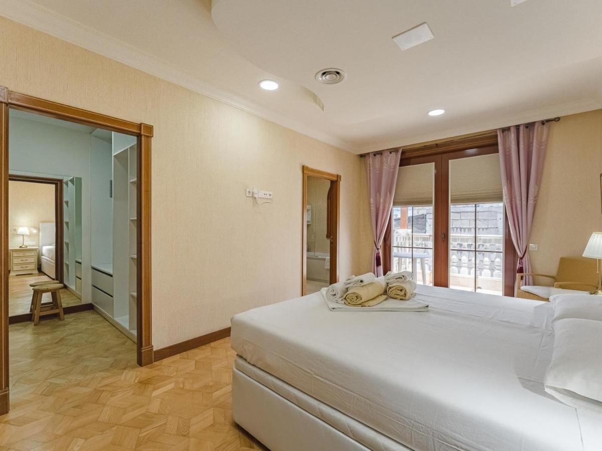 Luxury Villa Nautilus Heated Pool Spa アデヘ エクステリア 写真